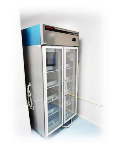 Welche Rolle spielen Wachstumsfaktoren bei der Überwachung des Koloniewachstums?